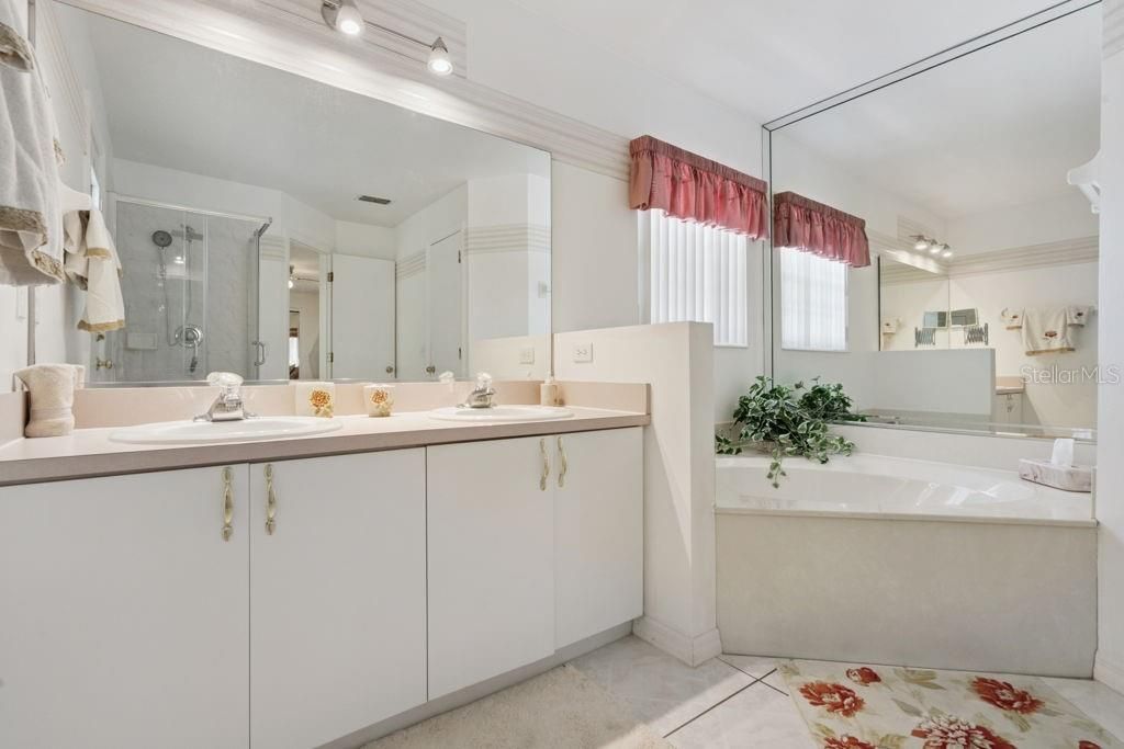 En Venta: $424,900 (3 camas, 2 baños, 1782 Pies cuadrados)