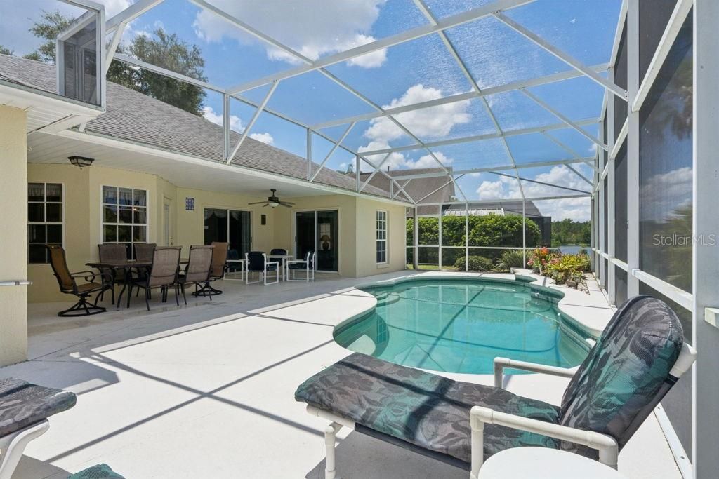 En Venta: $424,900 (3 camas, 2 baños, 1782 Pies cuadrados)