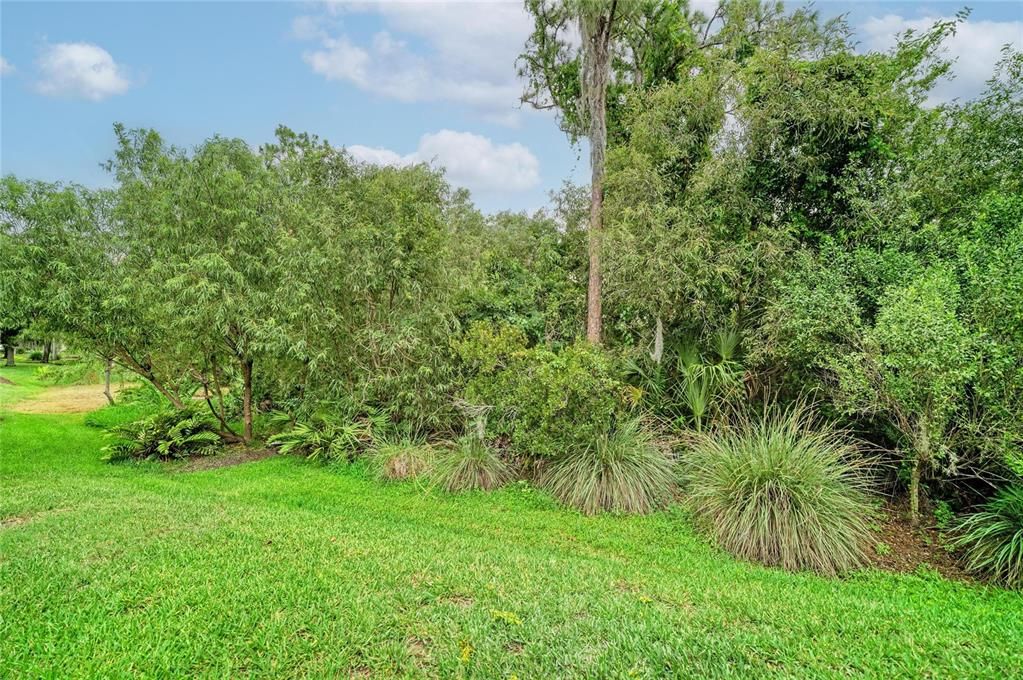 For Sale: $569,900 (2 beds, 2 baths, 2215 Square Feet)