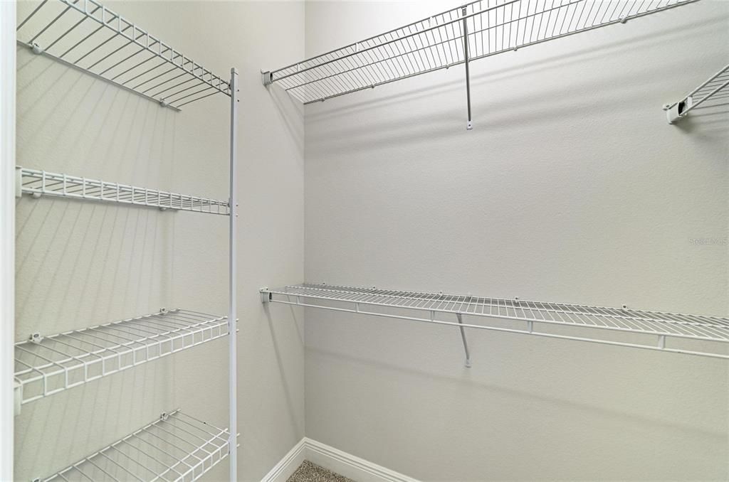 For Sale: $569,900 (2 beds, 2 baths, 2215 Square Feet)