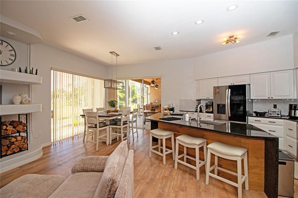 For Sale: $380,000 (3 beds, 2 baths, 2052 Square Feet)