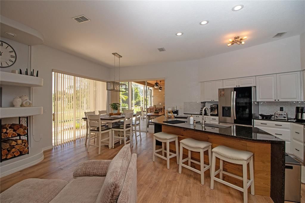 For Sale: $380,000 (3 beds, 2 baths, 2052 Square Feet)