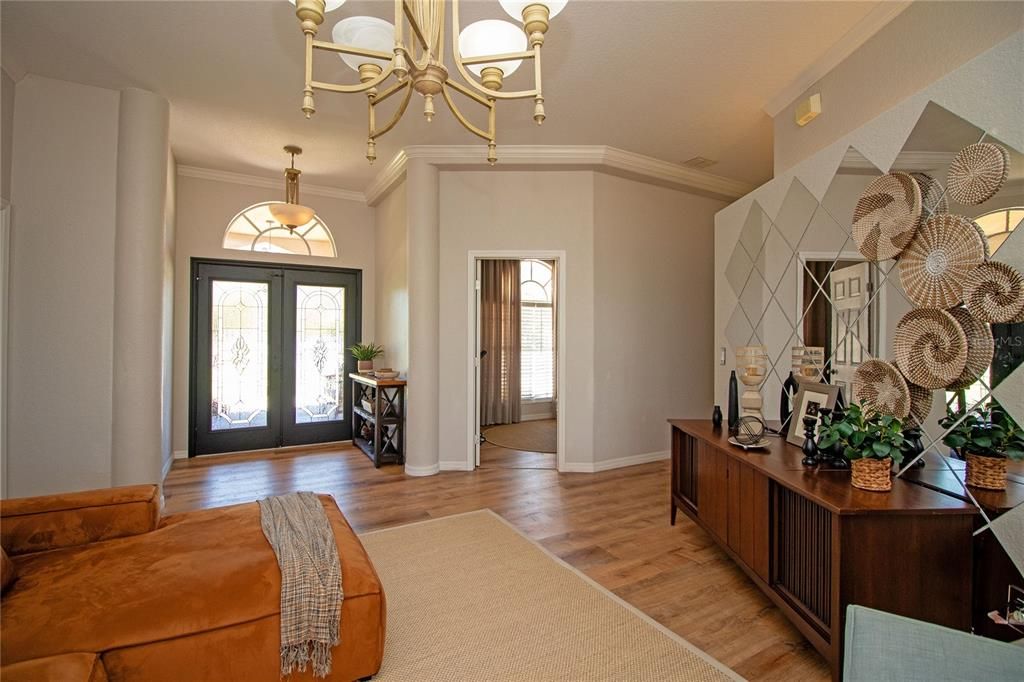 For Sale: $380,000 (3 beds, 2 baths, 2052 Square Feet)