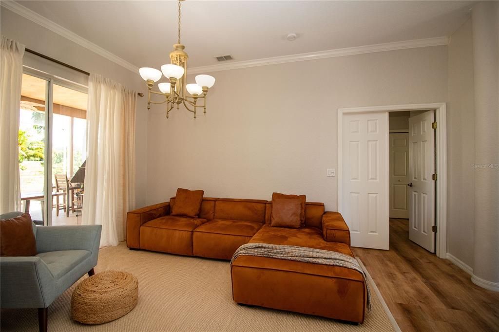 For Sale: $380,000 (3 beds, 2 baths, 2052 Square Feet)