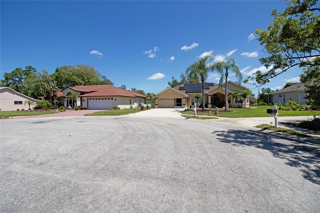 For Sale: $380,000 (3 beds, 2 baths, 2052 Square Feet)