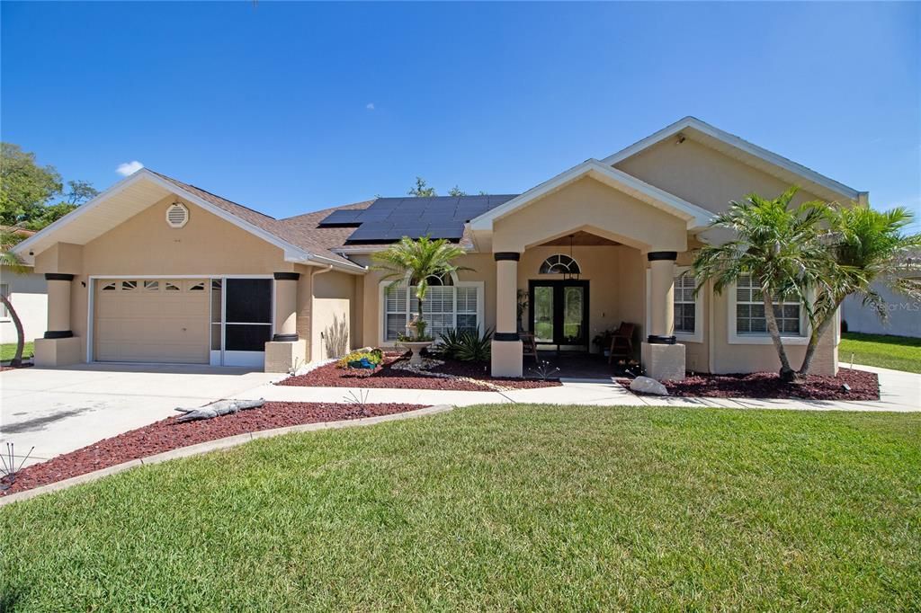For Sale: $380,000 (3 beds, 2 baths, 2052 Square Feet)