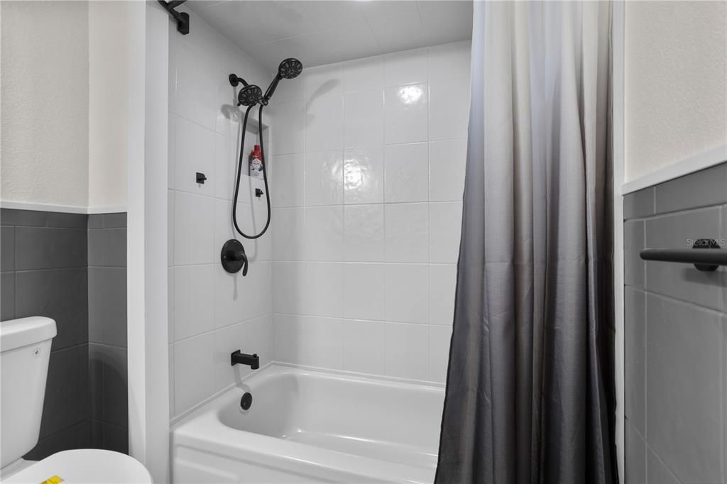 En Venta: $324,900 (3 camas, 2 baños, 1689 Pies cuadrados)