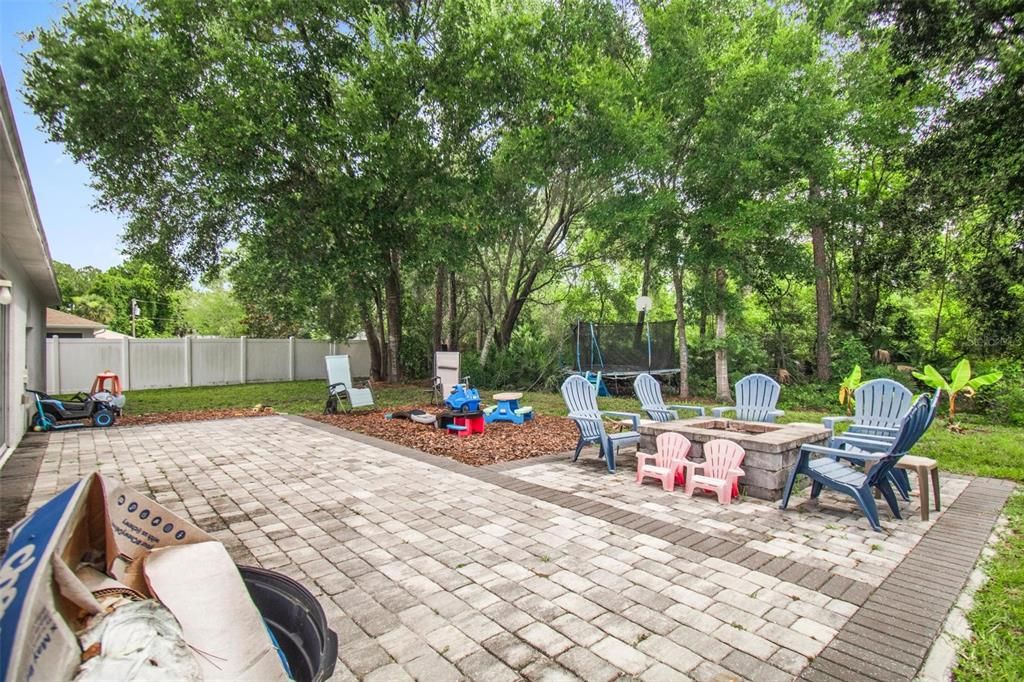 En Venta: $295,000 (3 camas, 2 baños, 1625 Pies cuadrados)