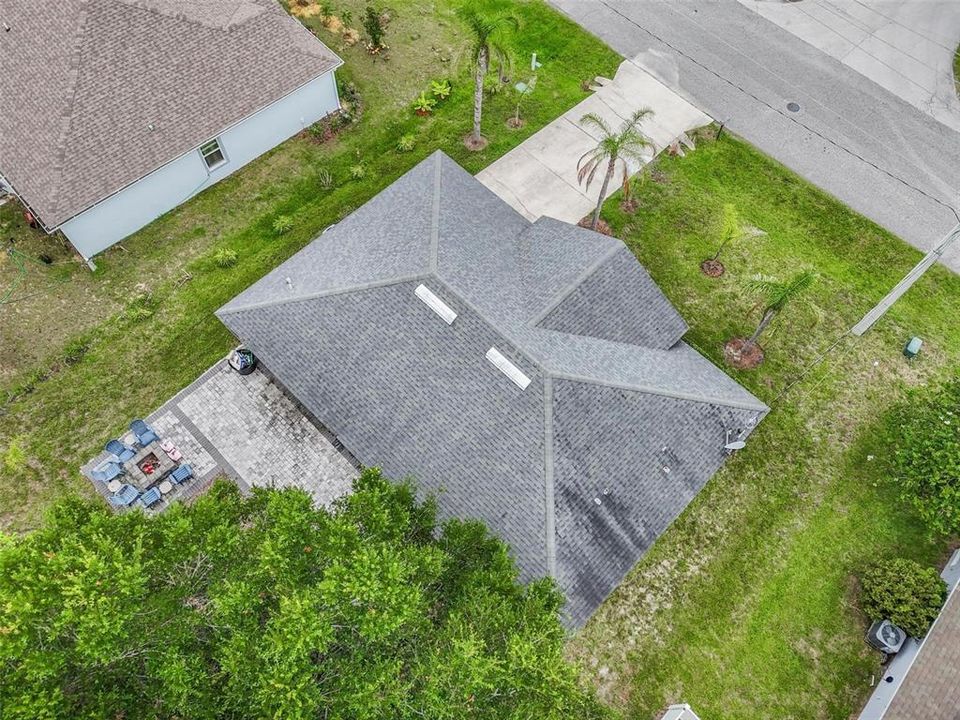 En Venta: $295,000 (3 camas, 2 baños, 1625 Pies cuadrados)