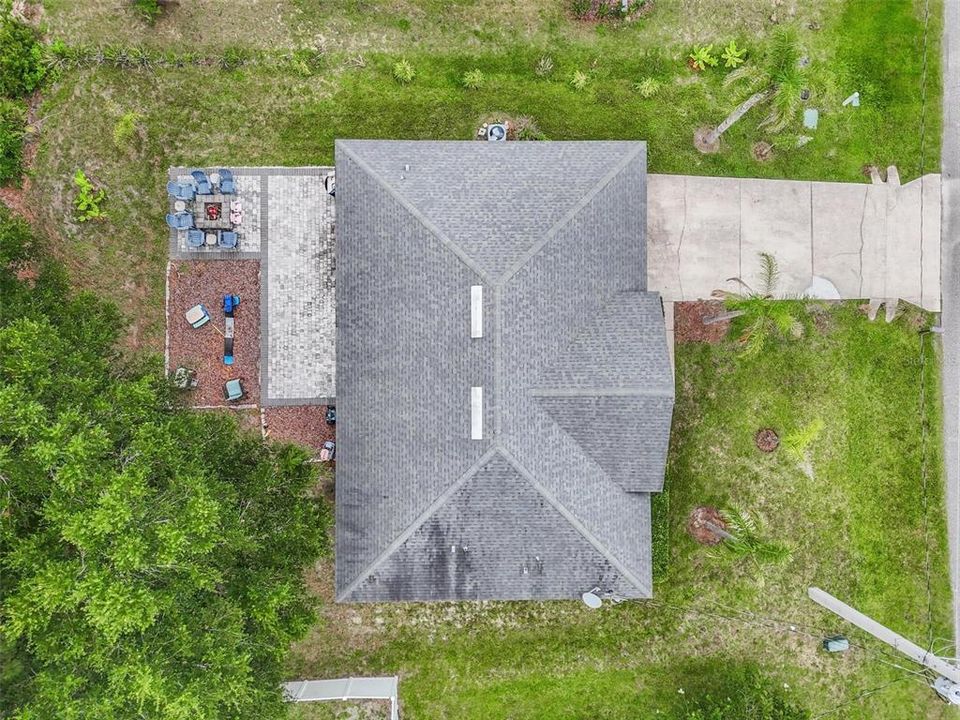 En Venta: $295,000 (3 camas, 2 baños, 1625 Pies cuadrados)