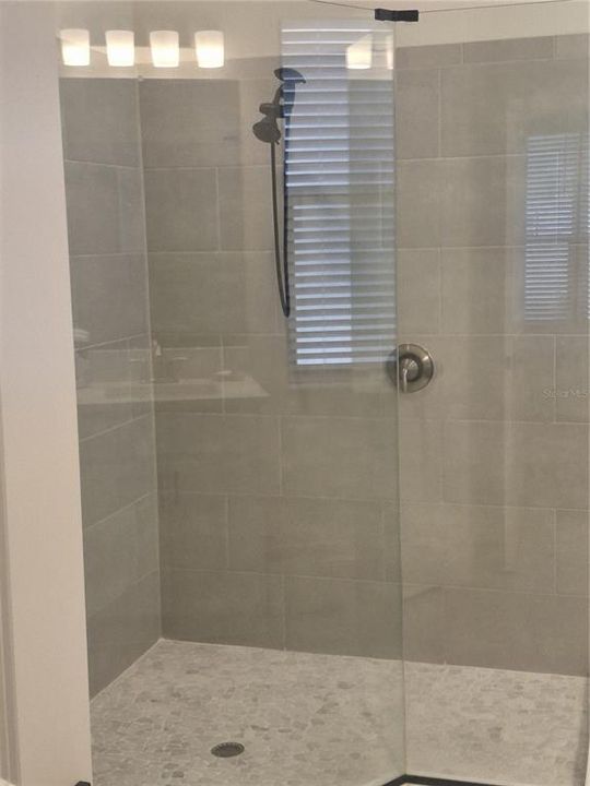 На продажу: $449,900 (4 спален, 3 ванн, 2074 Квадратных фут)