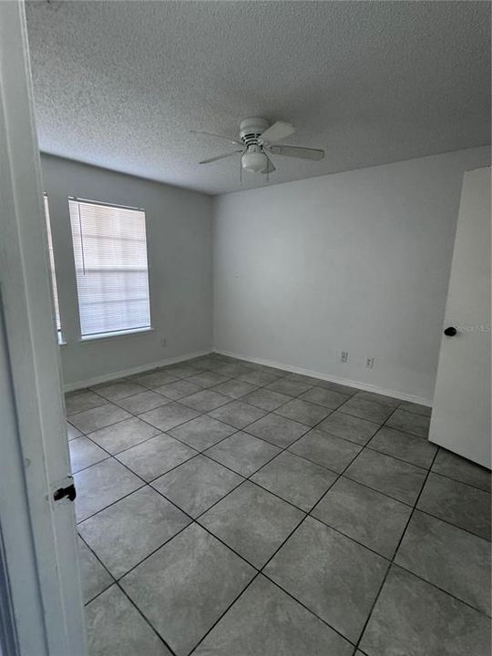 For Rent: $1,250 (1 beds, 1 baths, 686 Square Feet)