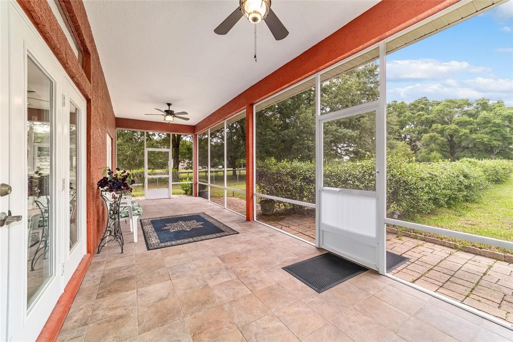 For Sale: $743,000 (3 beds, 2 baths, 2891 Square Feet)