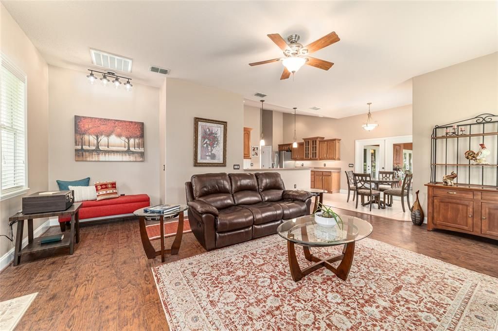 For Sale: $743,000 (3 beds, 2 baths, 2891 Square Feet)