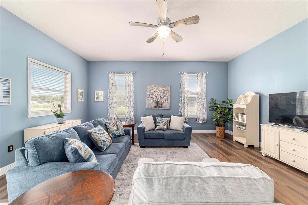 For Sale: $743,000 (3 beds, 2 baths, 2891 Square Feet)