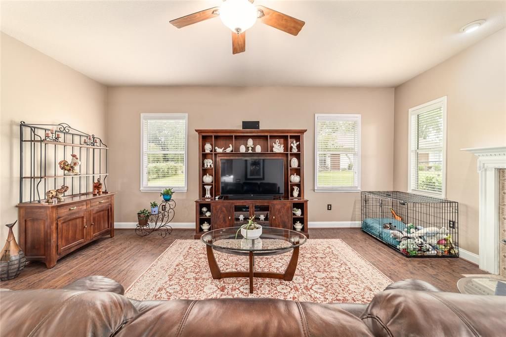 For Sale: $743,000 (3 beds, 2 baths, 2891 Square Feet)