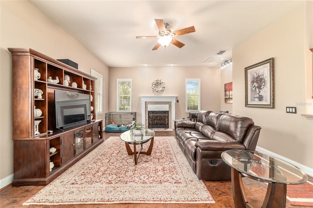 For Sale: $743,000 (3 beds, 2 baths, 2891 Square Feet)
