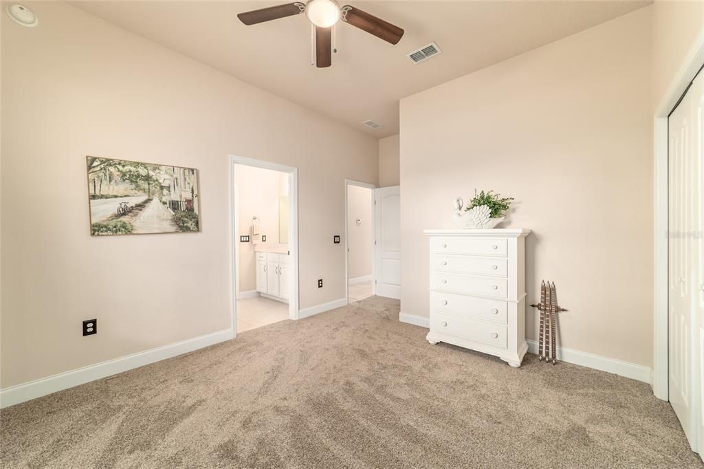 For Sale: $743,000 (3 beds, 2 baths, 2891 Square Feet)