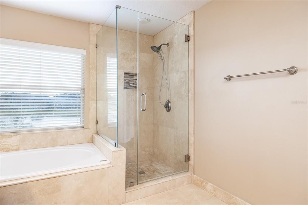 В аренду: $2,600 (4 спален, 3 ванн, 2532 Квадратных фут)