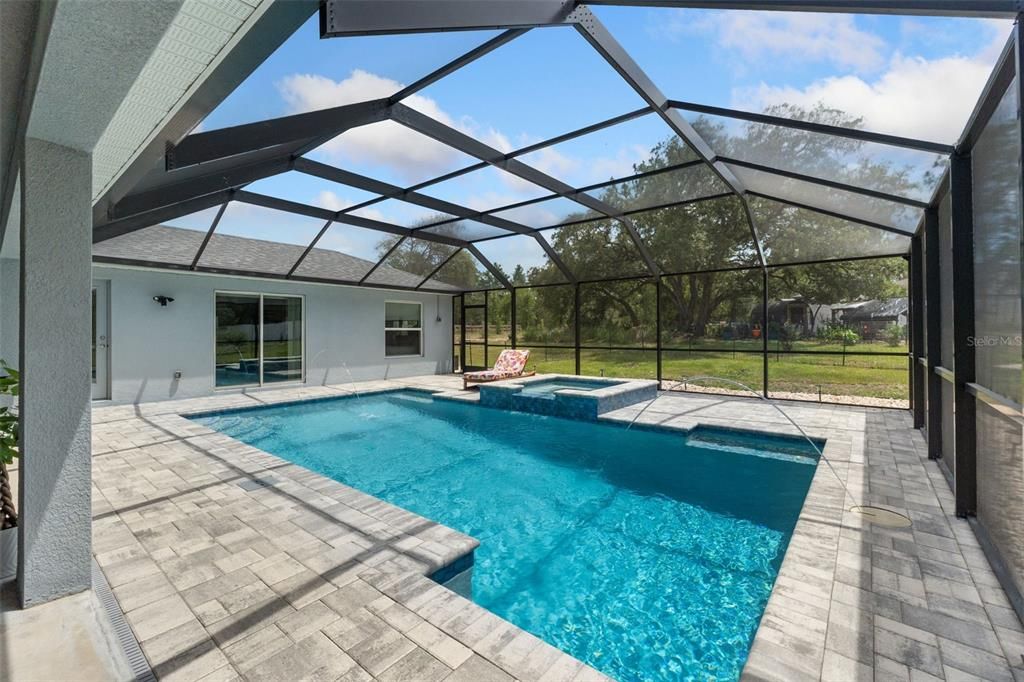 En Venta: $710,000 (4 camas, 3 baños, 2358 Pies cuadrados)
