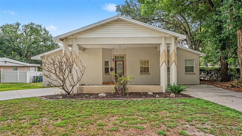 En Venta: $450,000 (4 camas, 3 baños, 2481 Pies cuadrados)