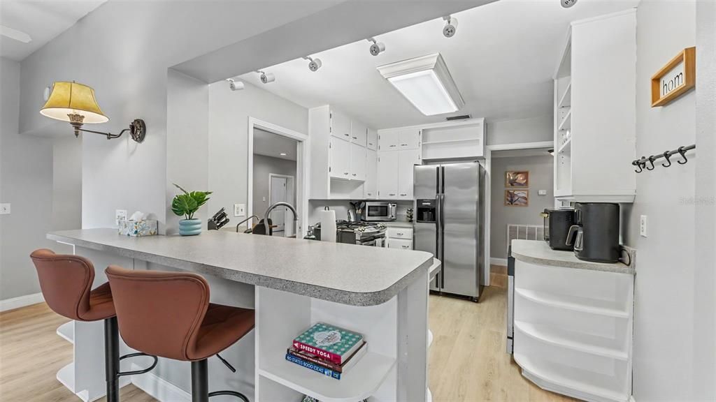 En Venta: $450,000 (4 camas, 3 baños, 2481 Pies cuadrados)