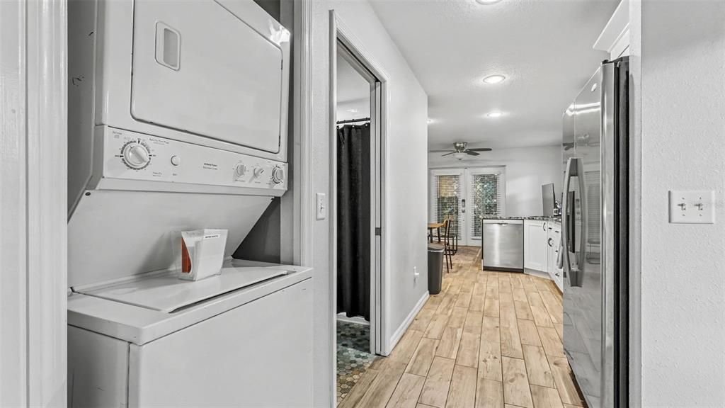 En Venta: $450,000 (4 camas, 3 baños, 2481 Pies cuadrados)