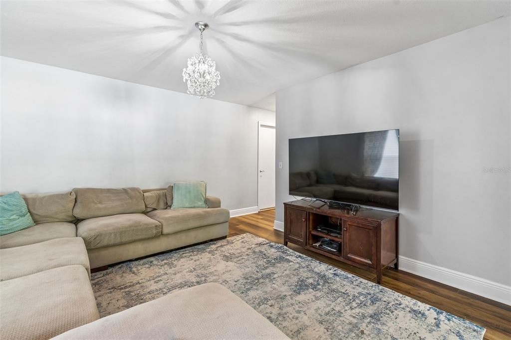 For Sale: $545,000 (4 beds, 2 baths, 2796 Square Feet)