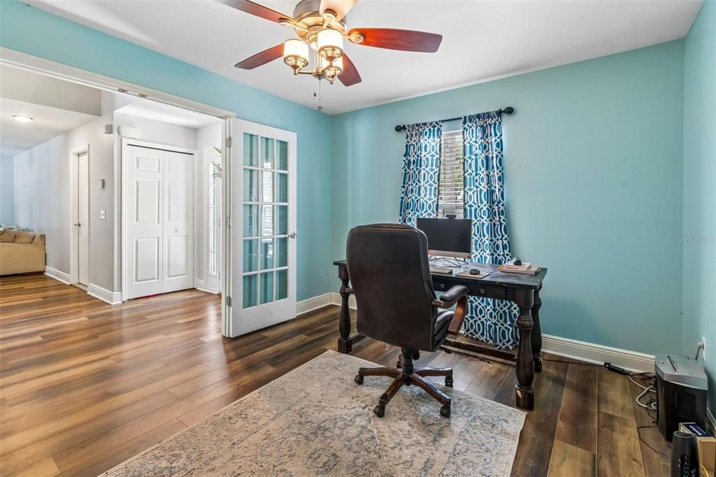 For Sale: $545,000 (4 beds, 2 baths, 2796 Square Feet)