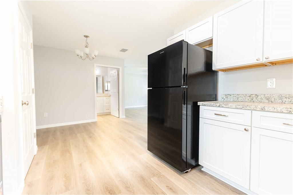 En Venta: $244,900 (3 camas, 2 baños, 1171 Pies cuadrados)