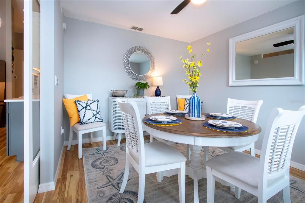 En Venta: $355,000 (2 camas, 2 baños, 1528 Pies cuadrados)