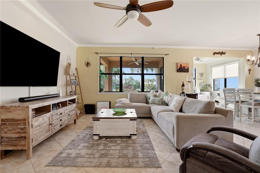 For Sale: $579,900 (2 beds, 2 baths, 1792 Square Feet)