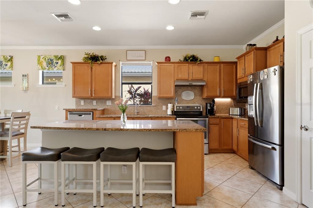 For Sale: $579,900 (2 beds, 2 baths, 1792 Square Feet)