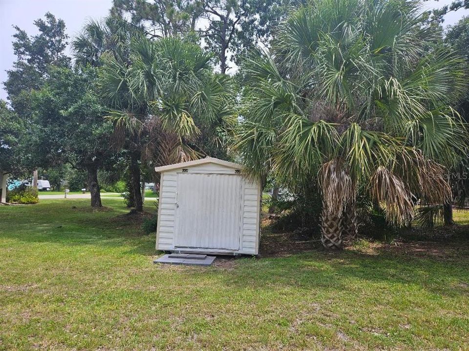 For Sale: $279,000 (3 beds, 2 baths, 1539 Square Feet)