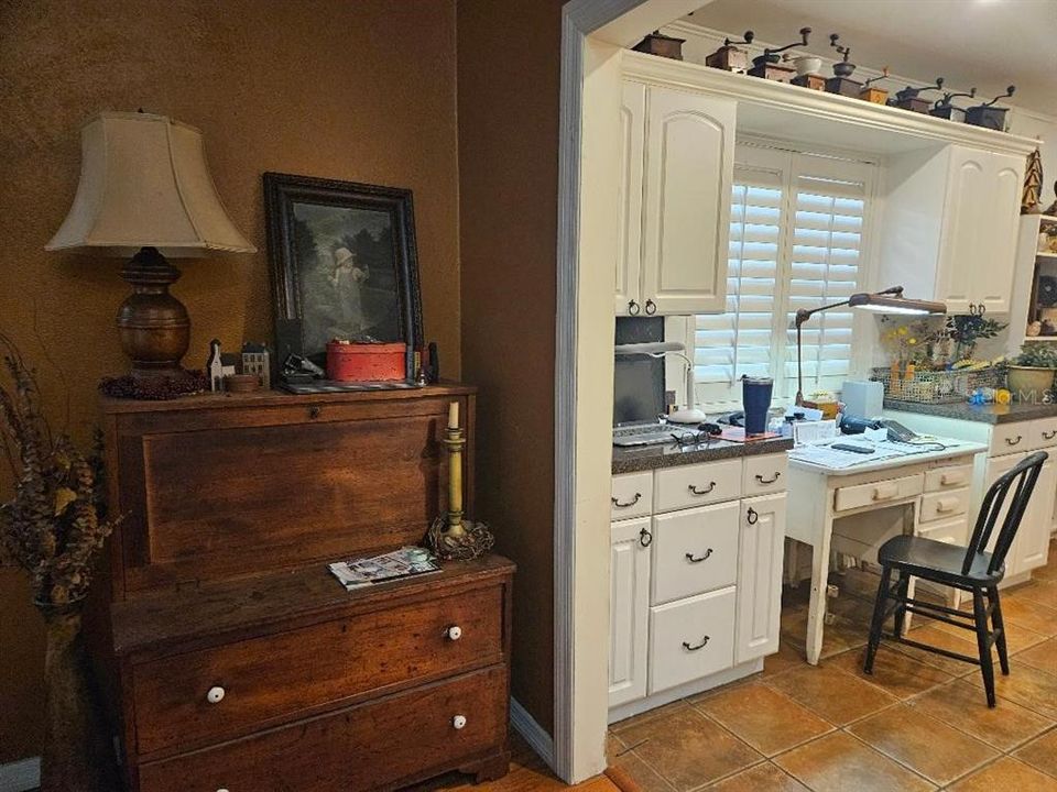 For Sale: $279,000 (3 beds, 2 baths, 1539 Square Feet)