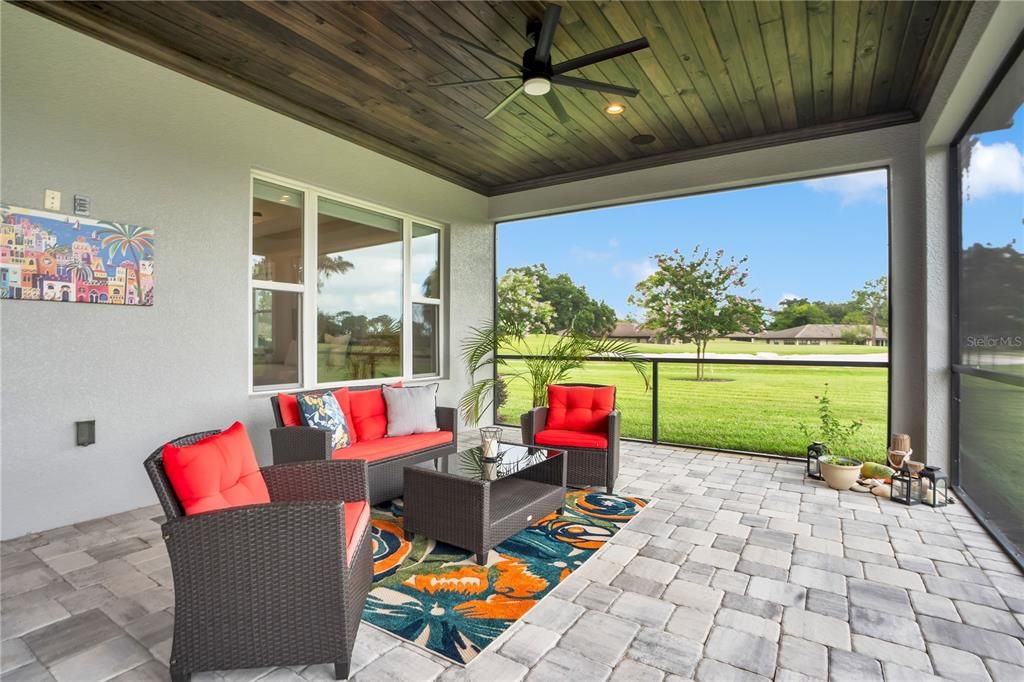 For Sale: $800,000 (4 beds, 3 baths, 2575 Square Feet)