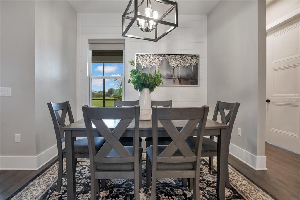 For Sale: $800,000 (4 beds, 3 baths, 2575 Square Feet)