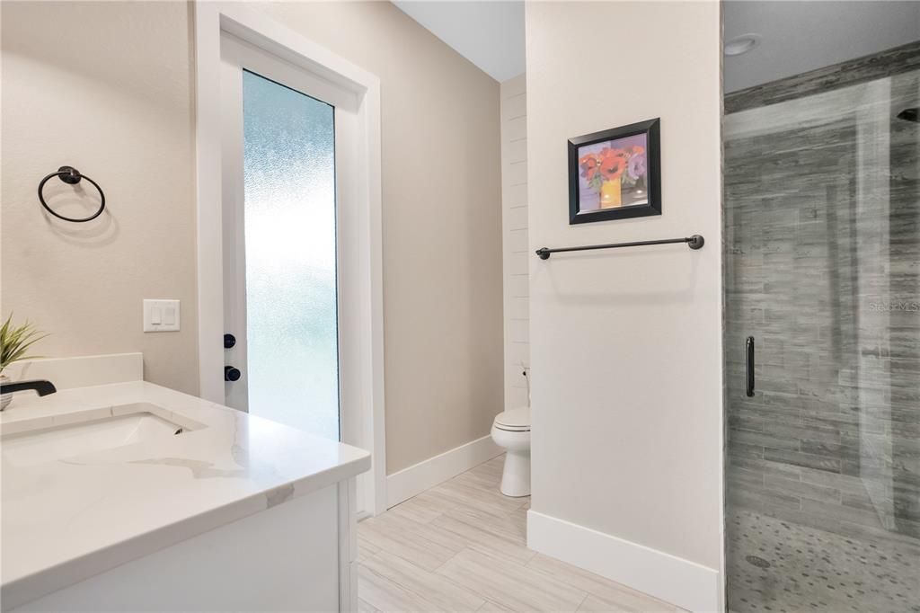 For Sale: $800,000 (4 beds, 3 baths, 2575 Square Feet)