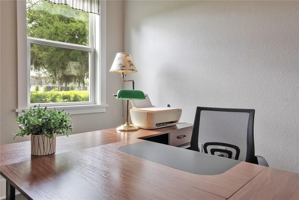 For Sale: $800,000 (4 beds, 3 baths, 2575 Square Feet)