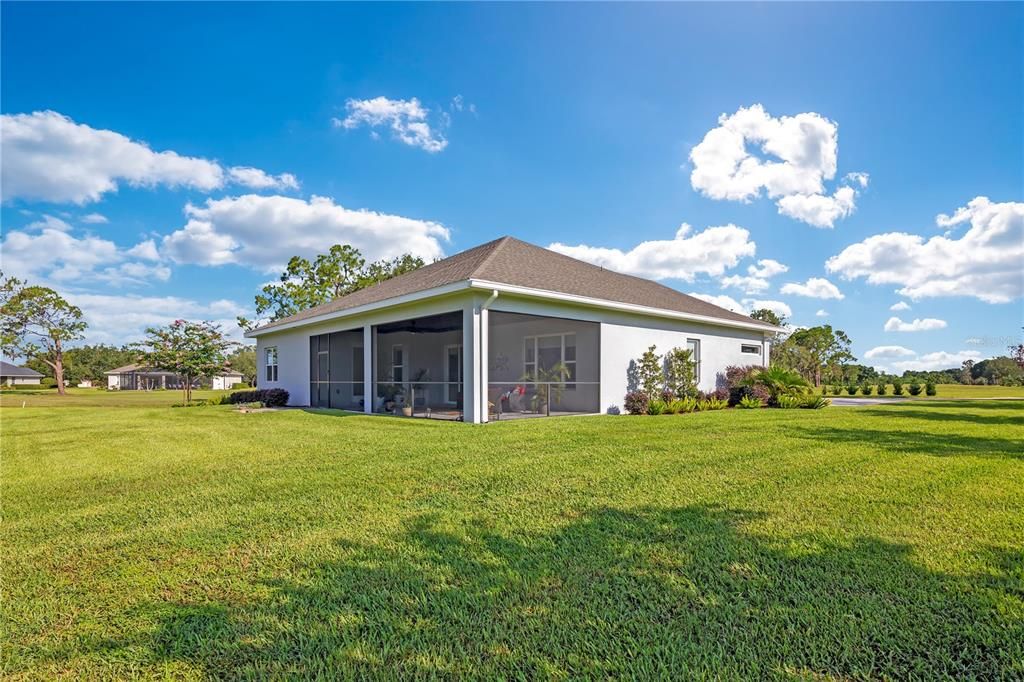 For Sale: $800,000 (4 beds, 3 baths, 2575 Square Feet)