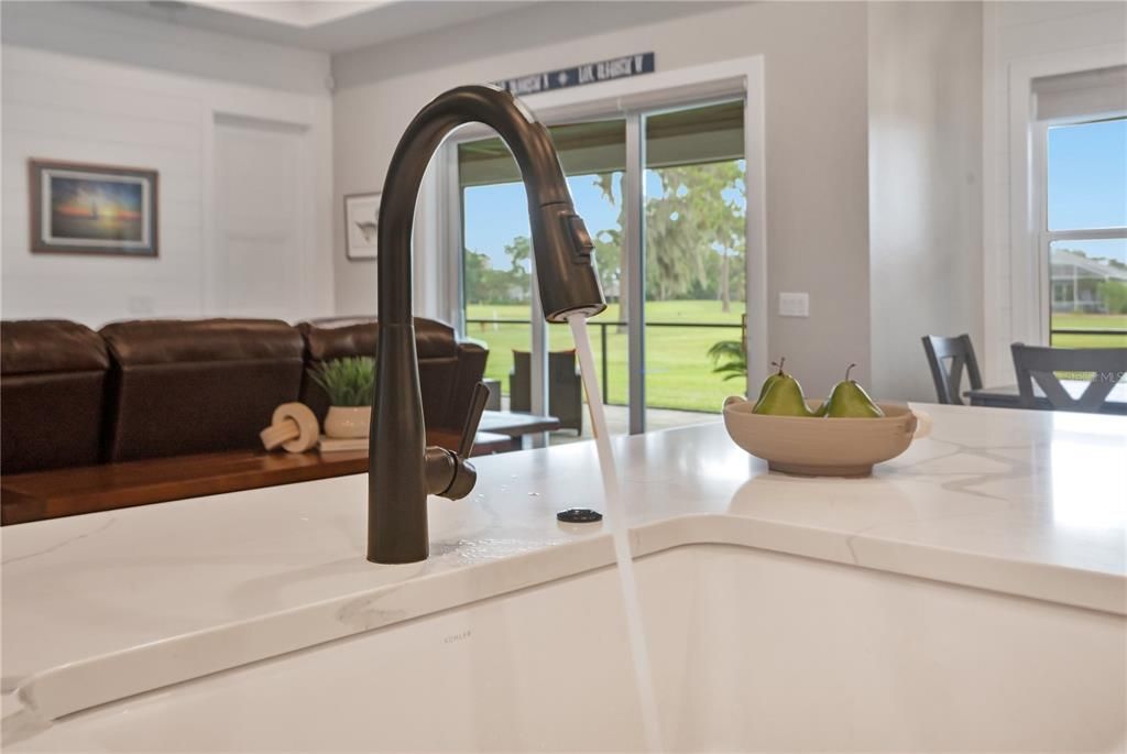 For Sale: $800,000 (4 beds, 3 baths, 2575 Square Feet)