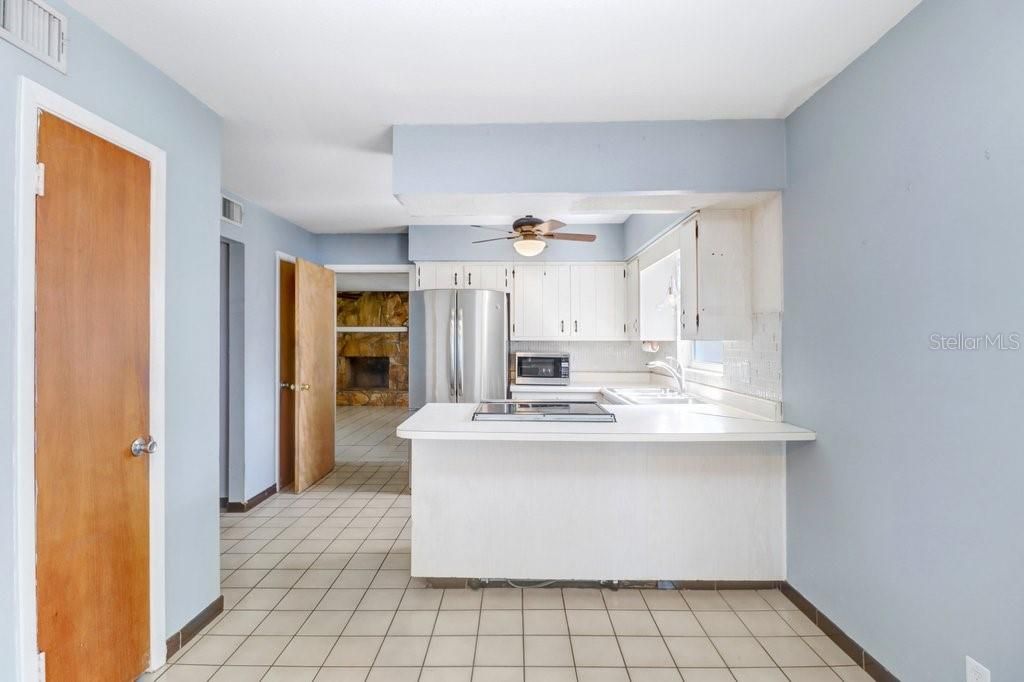 For Sale: $375,000 (3 beds, 1 baths, 1775 Square Feet)