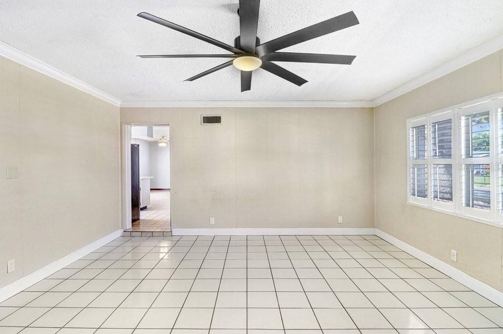 For Sale: $375,000 (3 beds, 1 baths, 1775 Square Feet)