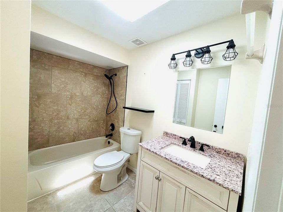 For Sale: $289,000 (3 beds, 2 baths, 1265 Square Feet)