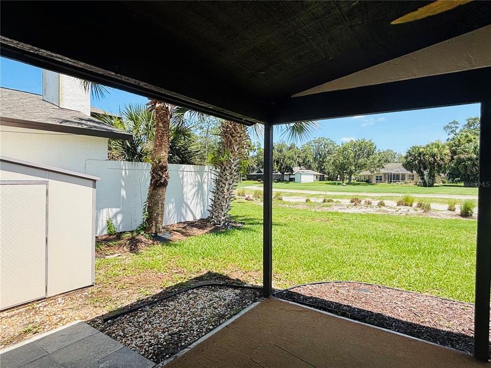 For Sale: $289,000 (3 beds, 2 baths, 1265 Square Feet)