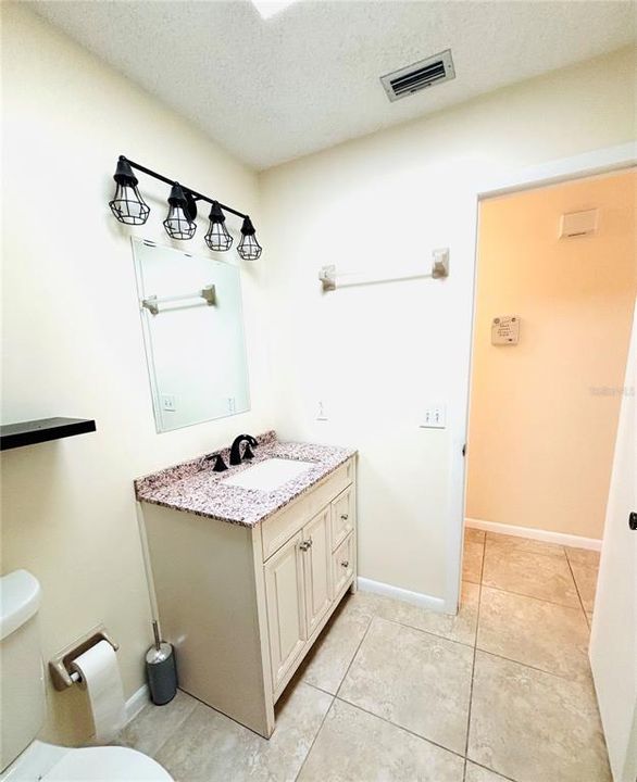 For Sale: $289,000 (3 beds, 2 baths, 1265 Square Feet)