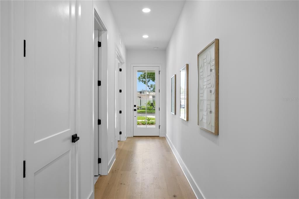 Activo con contrato: $1,290,000 (4 camas, 4 baños, 3090 Pies cuadrados)