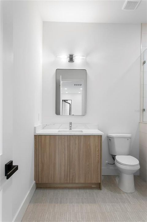 Activo con contrato: $1,290,000 (4 camas, 4 baños, 3090 Pies cuadrados)
