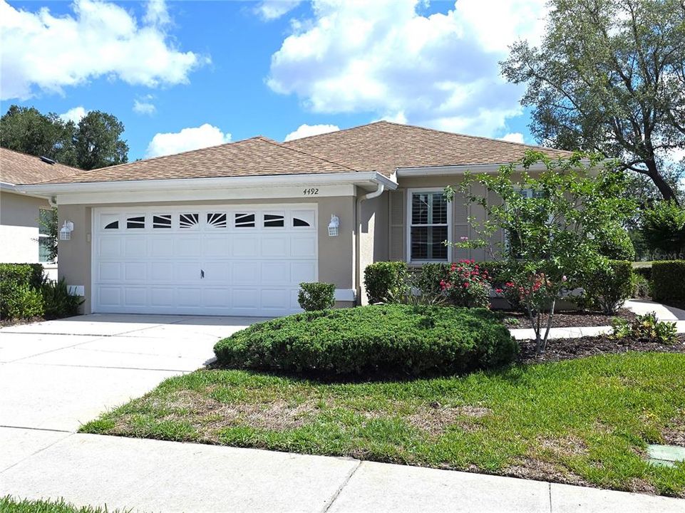 For Sale: $329,900 (2 beds, 2 baths, 1825 Square Feet)