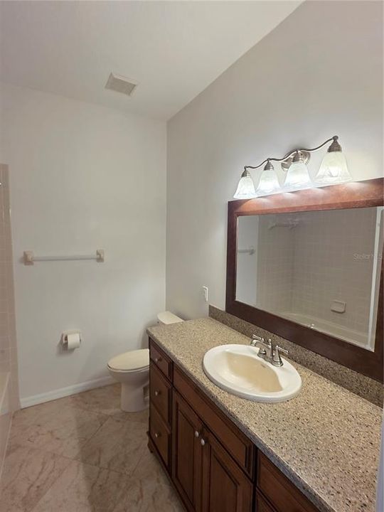 For Sale: $329,900 (2 beds, 2 baths, 1825 Square Feet)